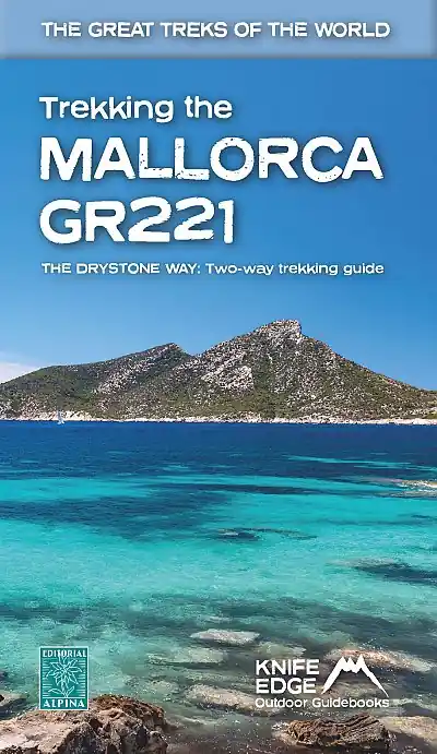 Koop Vandaag Trekking the Mallorca GR221 wandelgids