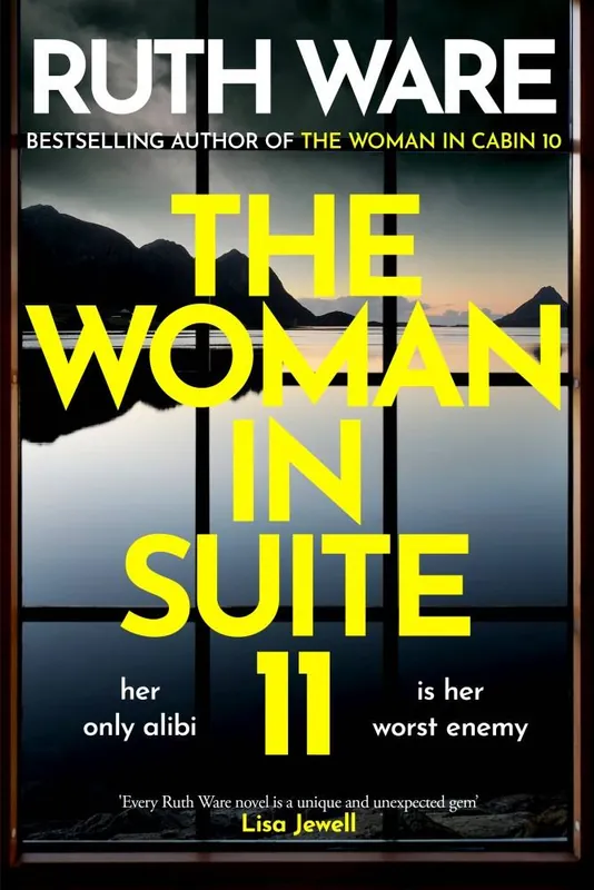 Woman in Suite 11 Populair