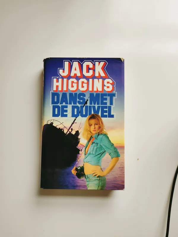 Dans met de duivel - Jack Higgins Direct Beschikbaar
