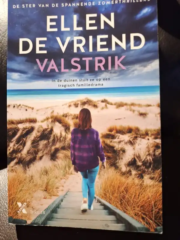 Valstrik - Ellen de Vriend Finale Uitverkoop