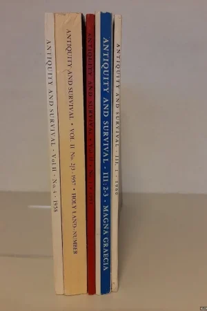 5 x issue: Antiquity and Survival. An international review of traditional art and culture - Ruysch, W.A. (editor) - a.o. Lage Kosten