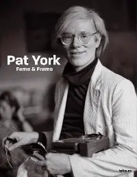 Weekendaanbieding Fame and Frame (engelstalig) - Pat York (photography), foreword by Jean-Christophe Ammann