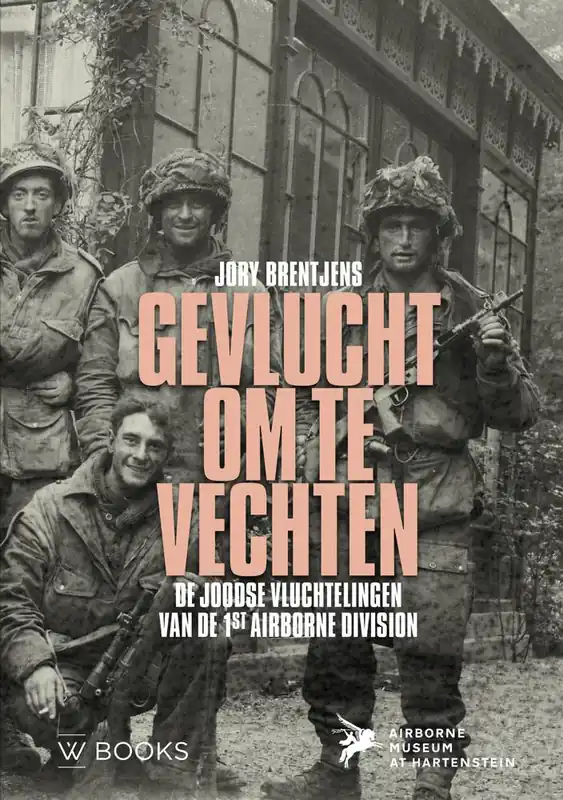 Gevlucht om te vechten / Druk 1 Weekendaanbieding
